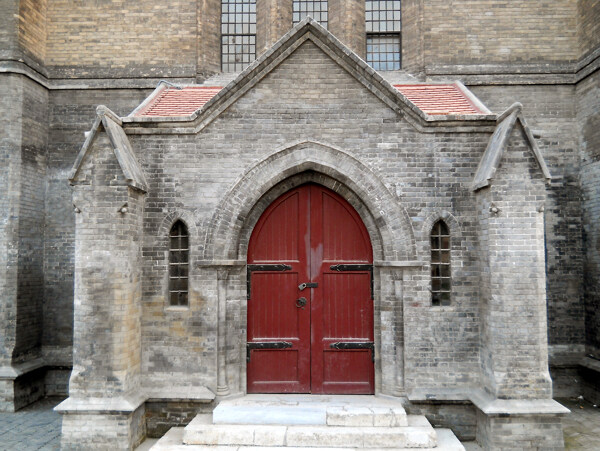 安立甘教堂入口