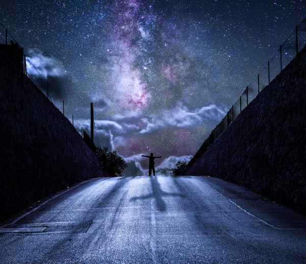 道路星空