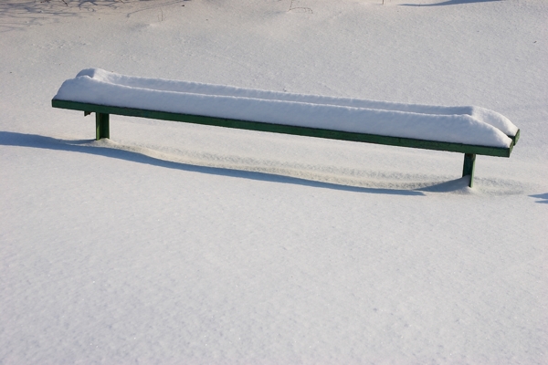 地上積雪攝影圖片