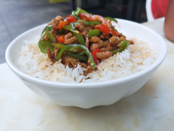 蓋澆飯