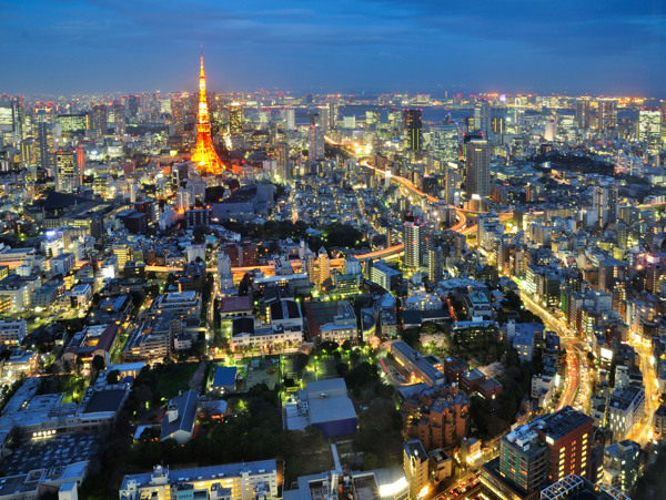 东京黄昏图片