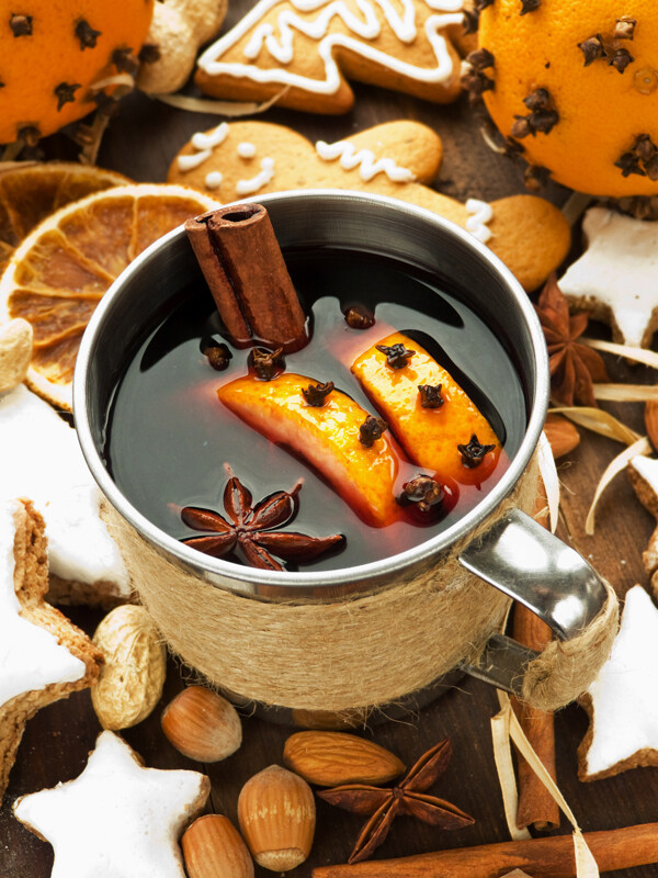 杯子內(nèi)的飲料