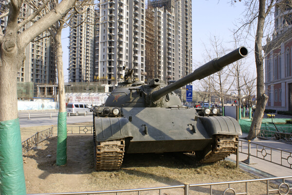 解放广场的坦克图片
