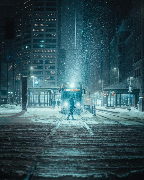 夜晚雪景
