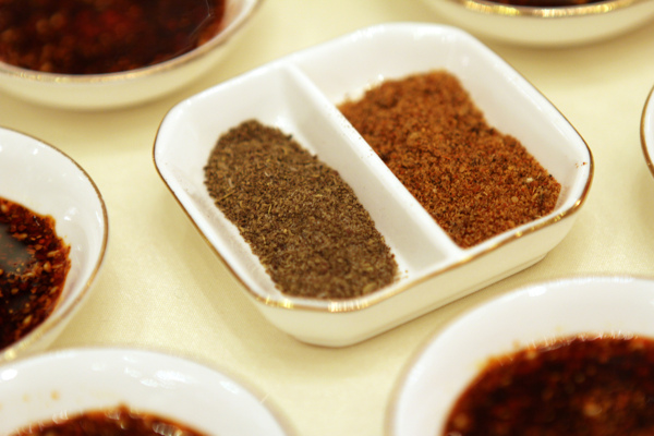 孜然粉辣椒粉蘸料圖片