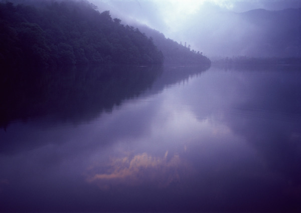 湖泊自然风景图片