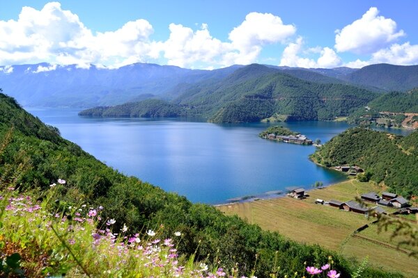 瀘沽湖圖片
