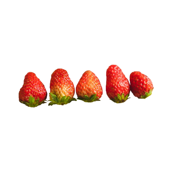 五个新鲜的草莓png