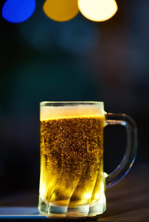 啤酒杯啤酒冰啤酒酒杯