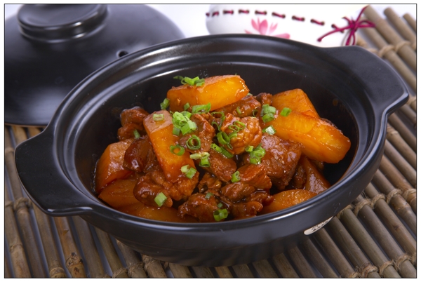 牛腩蘿卜煲圖片