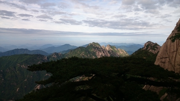 山脈
