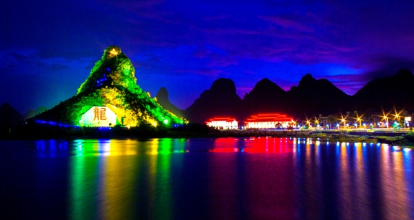 成龙湖夜色图片