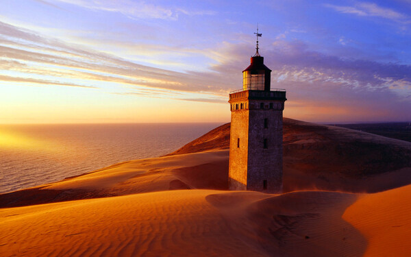 沙漠中的灯塔