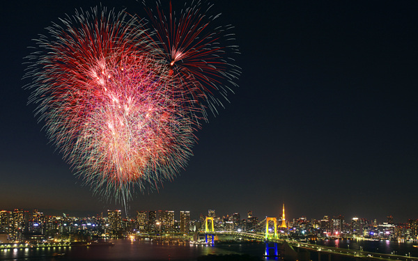 夜色浪漫煙花