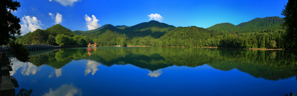 庐山芦林湖全景照片