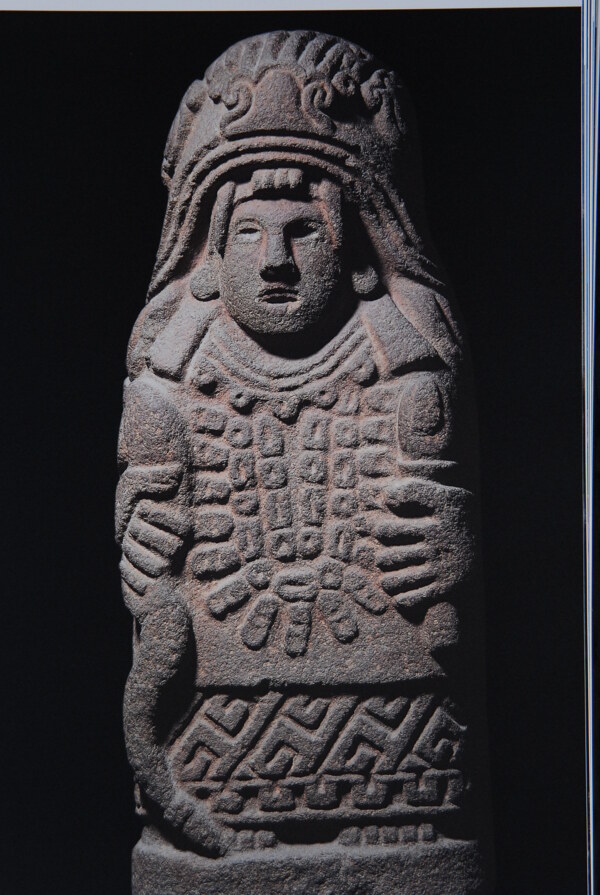 玛雅文化雕塑图片