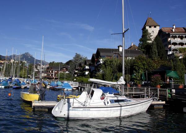 瑞士蒙特勒游艇港图片