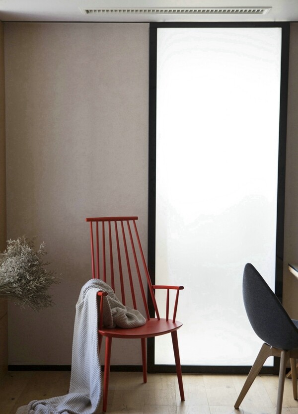 现代时尚客厅杏色背景墙室内装修效果图