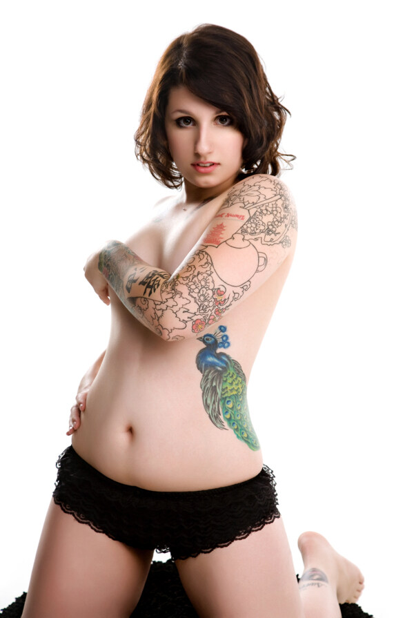 性感纹身女人图片