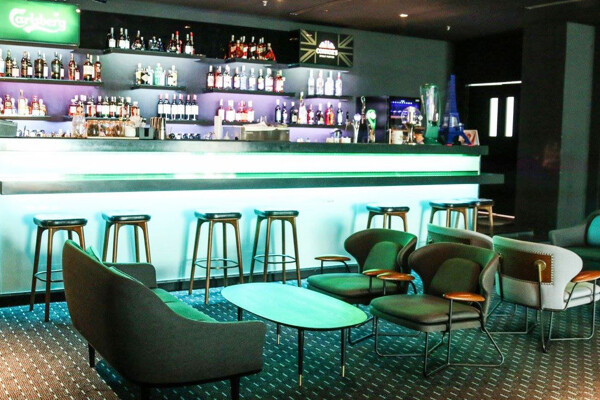 ktv酒吧清新绿色灯光设计装修效果图