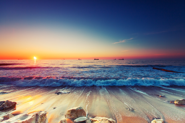 美丽海滩夕阳风景图片