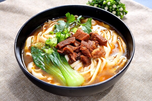 牛肉面刀削面湯面