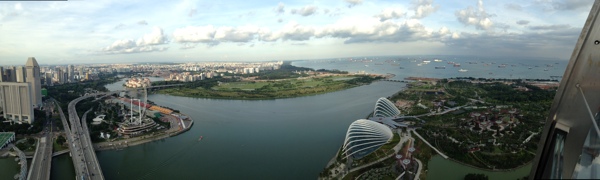 新加坡河出海口风光图片