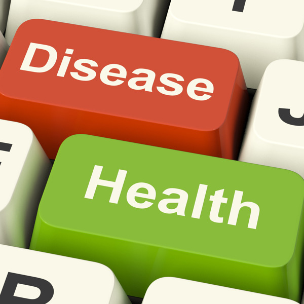 疾病和健康的电脑键盘显示的在线医疗保健或治疗
