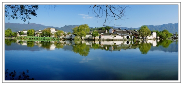 湖邊小村