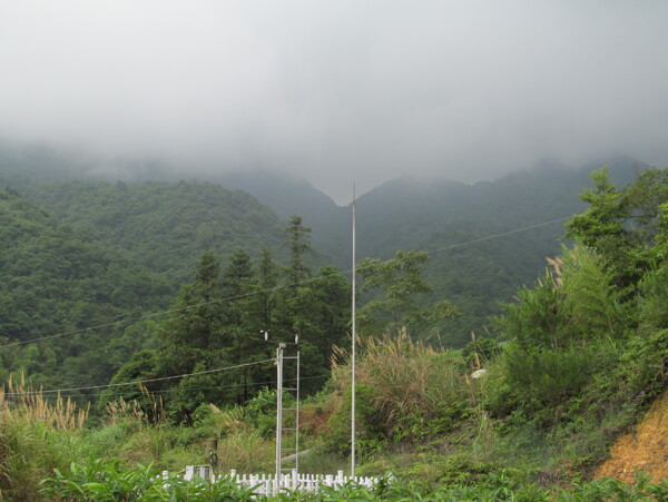 潮州市凤凰山万峰林场图片