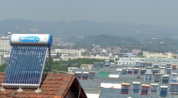 太陽(yáng)能熱水器圖片