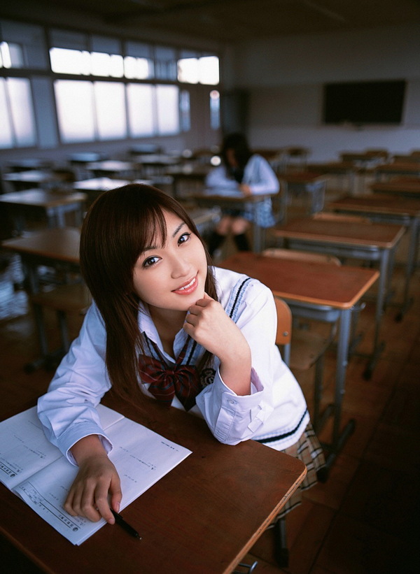 日本学生清纯女生16图片