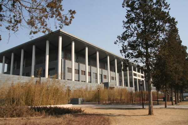 中國人民大學(xué)圖書館圖片