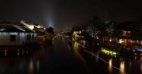 江南古镇乌镇夜景图片