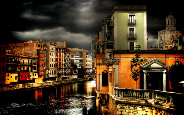 西班牙赫罗纳城市图片