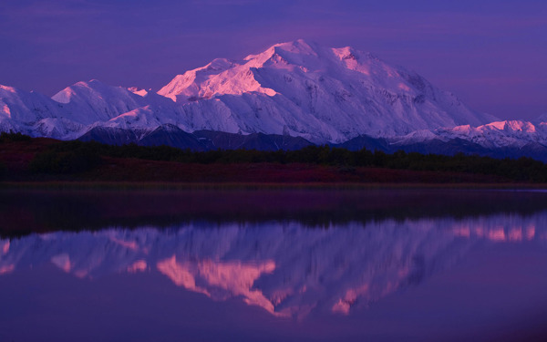 美国阿拉斯加美丽的湖光山色风景