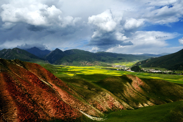 青海祁连卓尔山风景