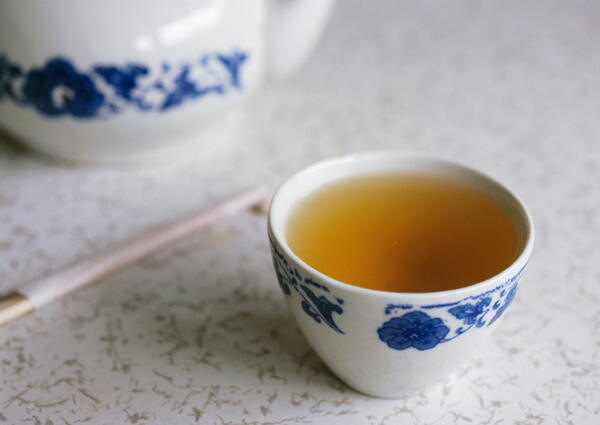 茶杯饮茶茶水健康品味