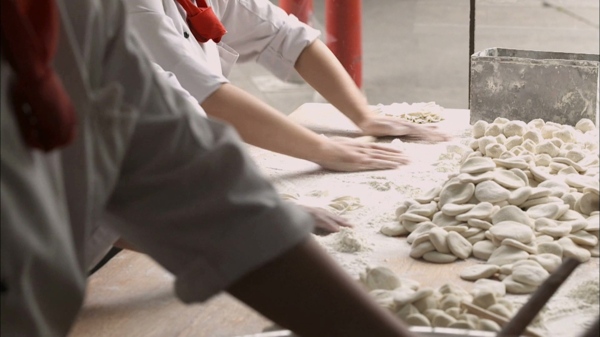 扬州灌汤包制作高清实拍视频素材