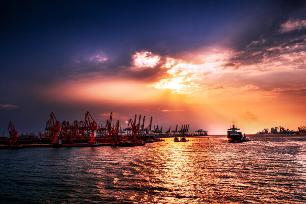 海港夕阳图片