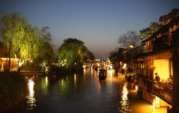 乌镇西栅夜景图片