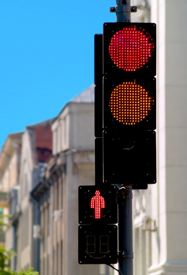 红色交通灯
