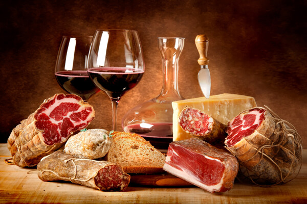 红酒与腊肉背景图片