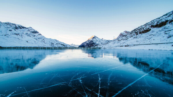 冰川湖面冰山旅游风景