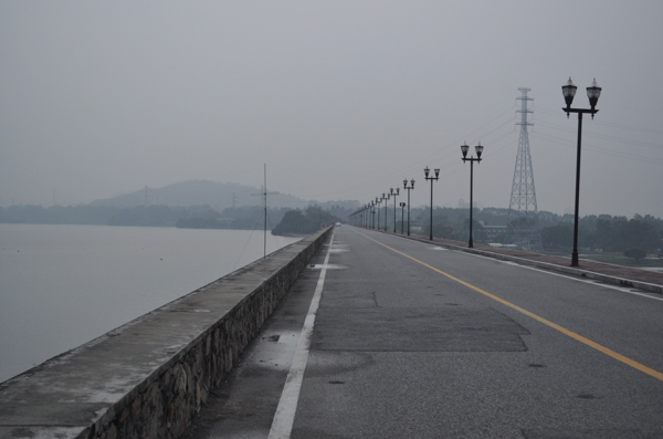 沿湖公路图片