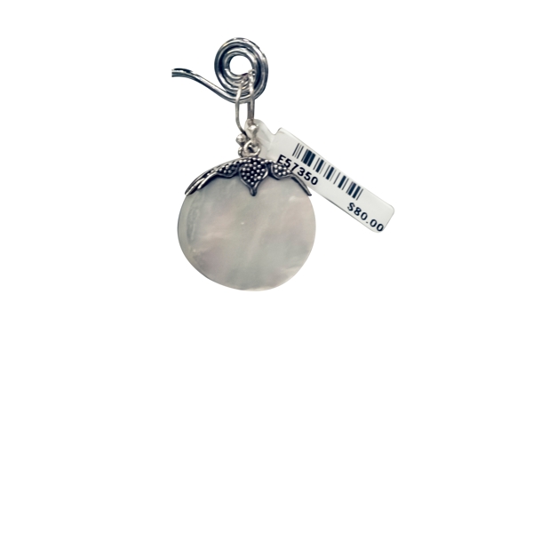 灰色圆弧珍珠挂件元素