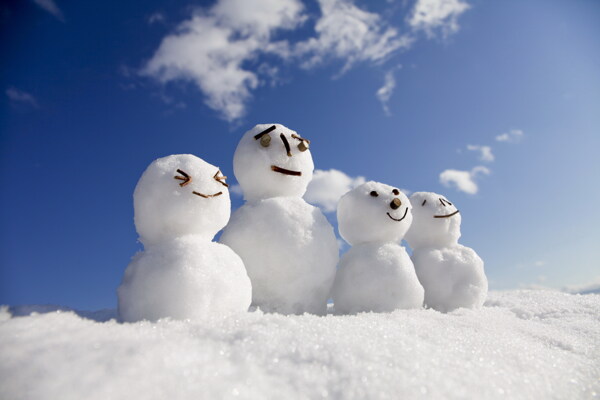 小雪人图片