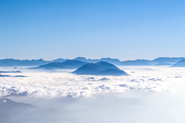 云海群山