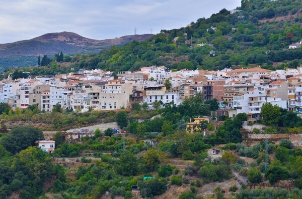 西班牙内华达山脉小城风景