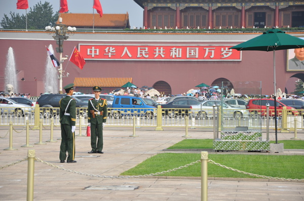 天安门警察图片